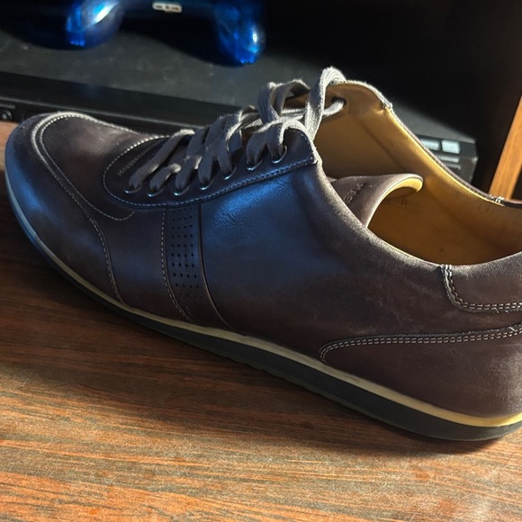 Magnanni Dark Brown Leather Sneakers - Picture 8 of 12